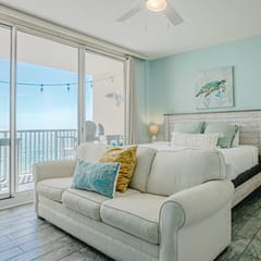 Aqua Cozy 1712 | Beachfront Studio Panama City Beach, FL