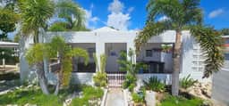 Aqua Bella II- Amazing Oceanfront Villa - Image 3
