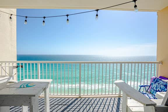 Aqua Cozy 1712 | Beachfront Studio Panama City Beach, FL - Image 4